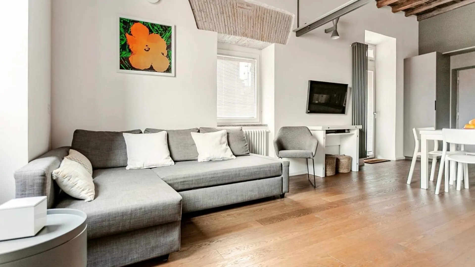 Cosy Reginella Apartment Rome Italy