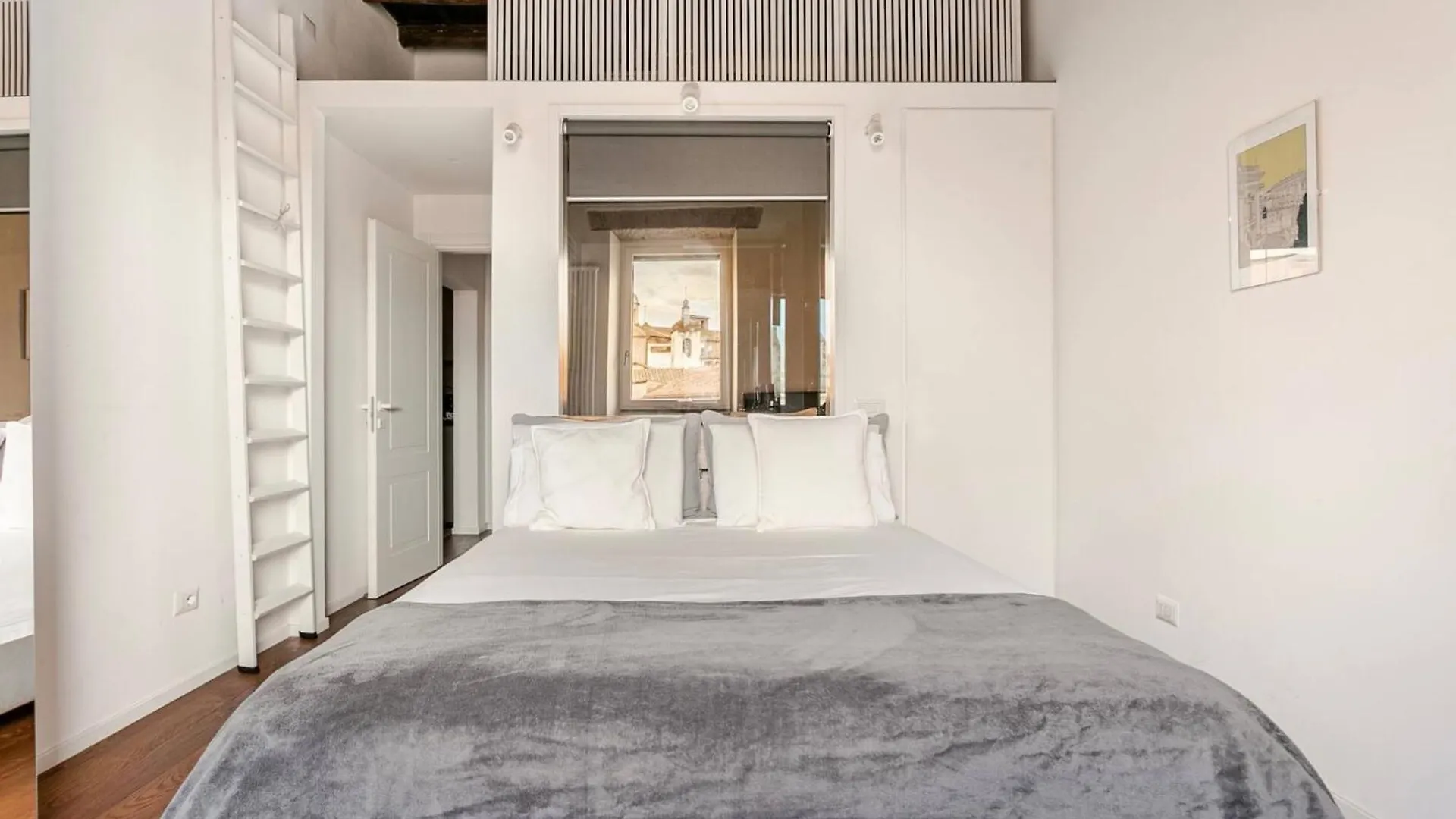 Cosy Reginella Apartment Rome 0*,  Italy